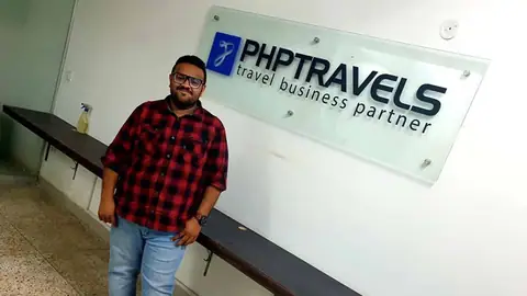 PHPTRAVELS 团队，2019 年，第 16 张