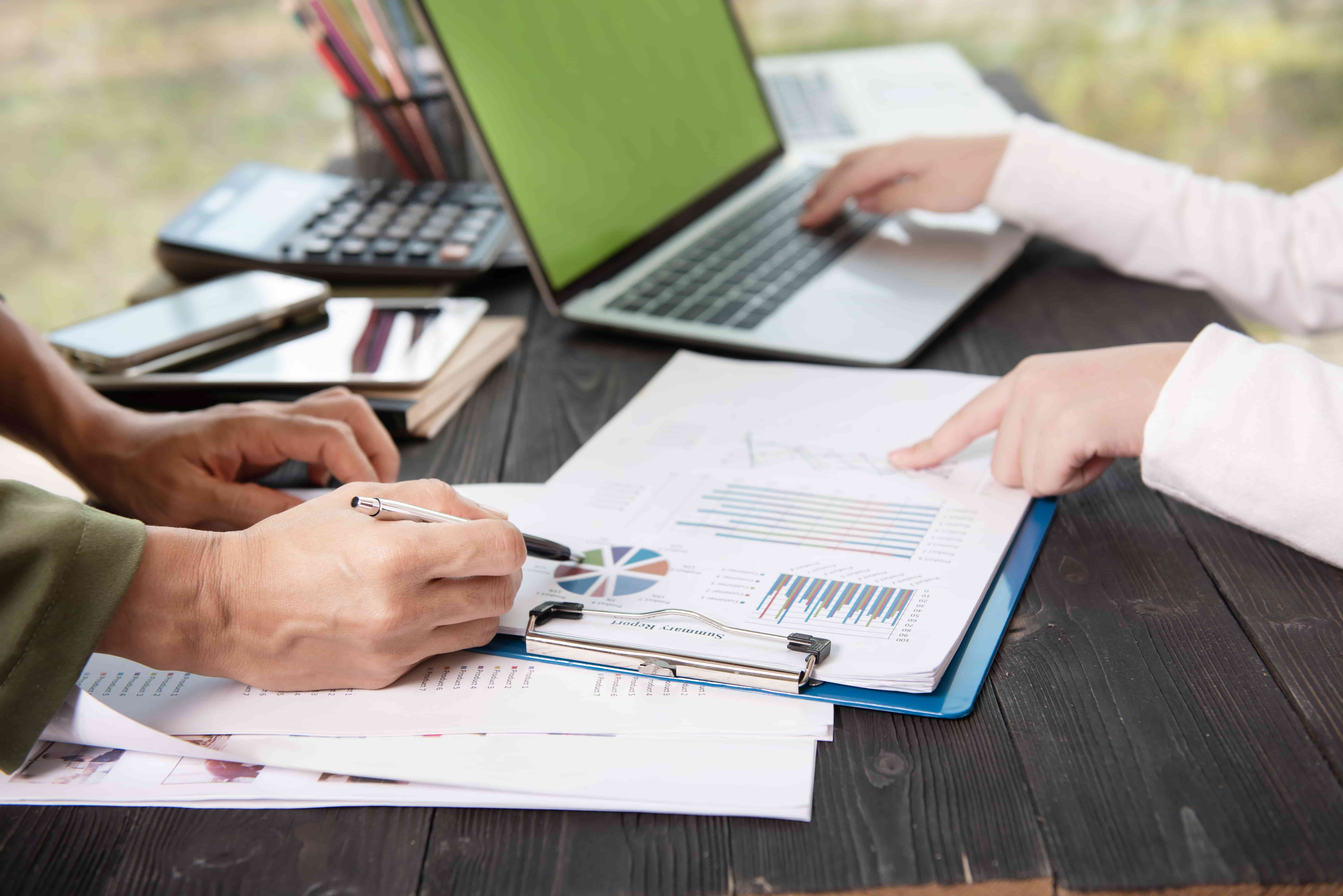 Expense report approval workflow with receipt capture validation audit trail and ERP export